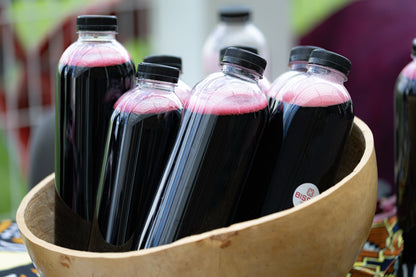 Distribution de Bissou Drinks lors d'un événement